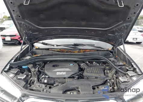 2016 BMW X1 xDrive28I z USA, uszkodzony, nr VIN WBXHT3Z32G4A47550